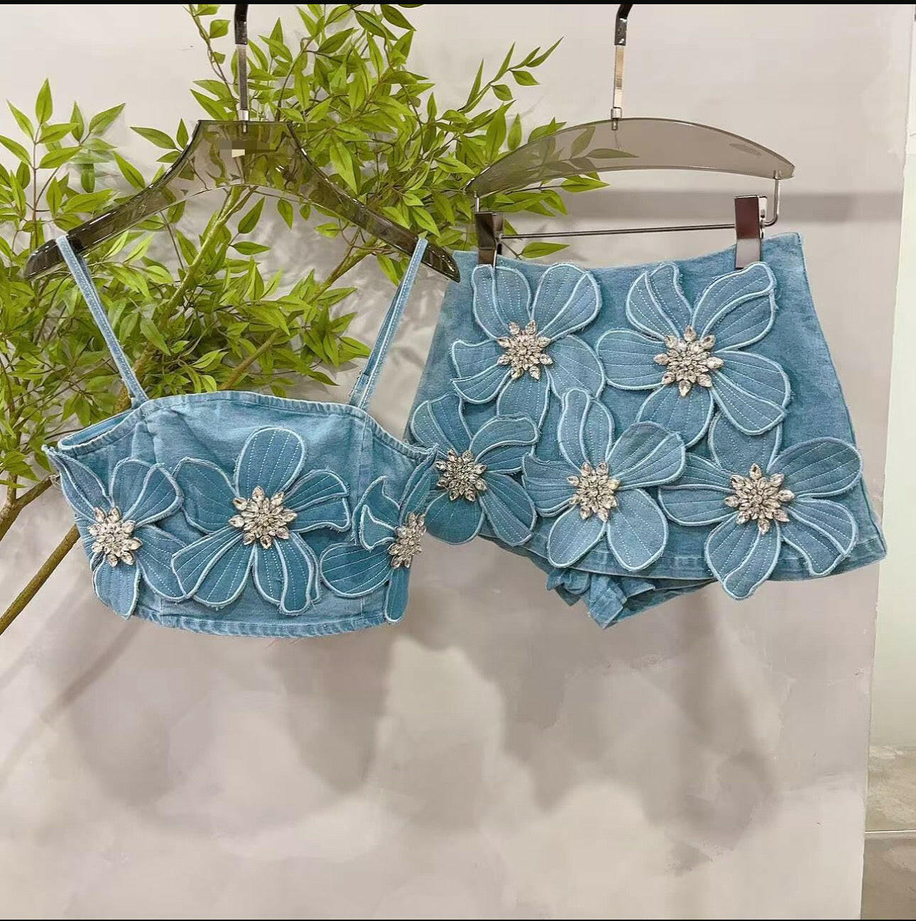 Flower Bomb Women Short Set Klassik Kollection women 2 piece set elegant fashion outfit stylish and sophisticated design